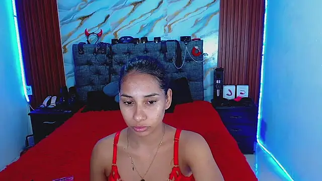 Meryandcris online show from March 18, 2026, 2:26 am