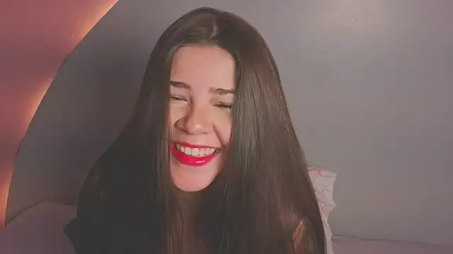 Snapshot of amyvans_ chatting on May 8, 2026, 9:18 pm amyvans online show from May 8, 2026, 9:18 pm