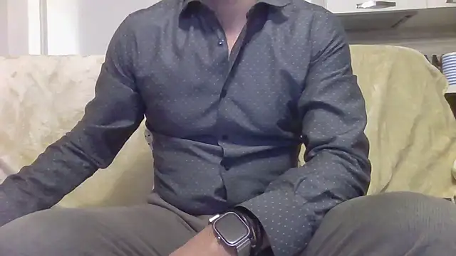 Snapshot of Eroshotlicker chatting on April 10, 2026, 9:11 pm Eroshotlicker online show from April 10, 2026, 9:11 pm