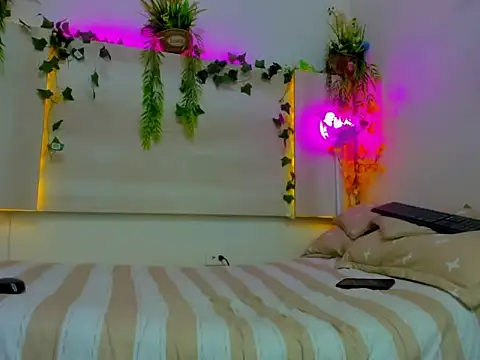 AngelSlimm online show from November 27, 2025, 5:08 am