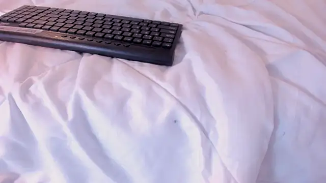 carol 69 online show from December 13, 2025, 8:04 pm