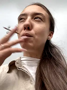 Snapshot of CristinaSw chatting on December 14, 2025, 12:55 pm CristinaSw online show from December 14, 2025, 12:55 pm