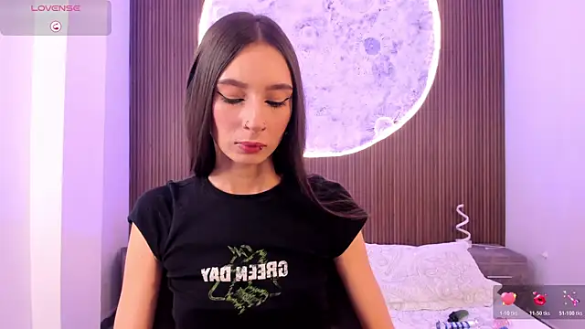 IvannaVolk  online show from February 13, 2026, 5:07 am