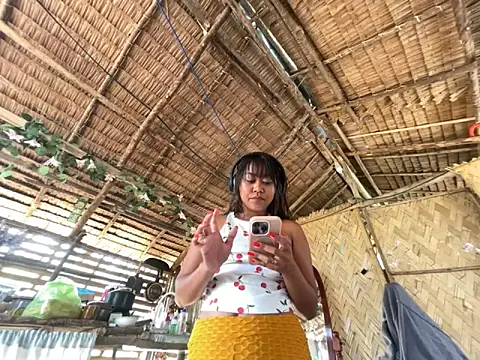 Snapshot of Juliet_official_pro chatting on May 25, 2026, 3:17 am Juliet official pro online show from May 25, 2026, 3:17 am