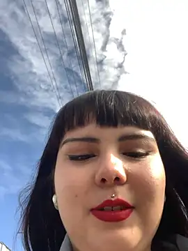 Yuliks  online show from November 29, 2025, 1:22 pm