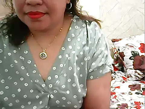 cutechubby online show from February 16, 2026, 11:42 am