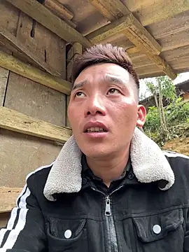 Snapshot of sanu551 chatting on December 20, 2025, 4:15 am sanu551 online show from December 20, 2025, 4:15 am