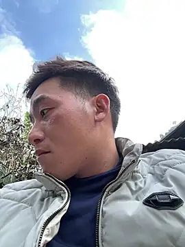 Snapshot of sanu551 chatting on January 17, 2026, 2:37 am sanu551 online show from January 17, 2026, 2:37 am