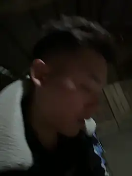 Snapshot of sanu551 chatting on December 22, 2025, 12:05 pm sanu551 online show from December 22, 2025, 12:05 pm