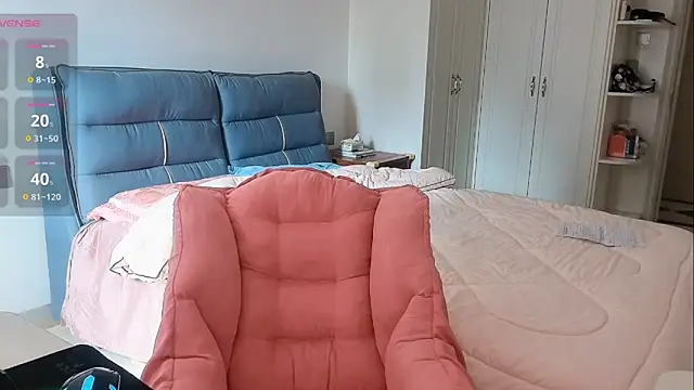 Snapshot of Huiwen163 chatting on December 16, 2025, 4:28 am Huiwen163 online show from December 16, 2025, 4:28 am