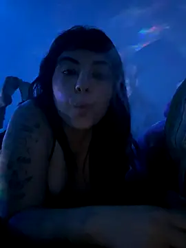 lolamuamua online show from November 25, 2025, 10:15 am