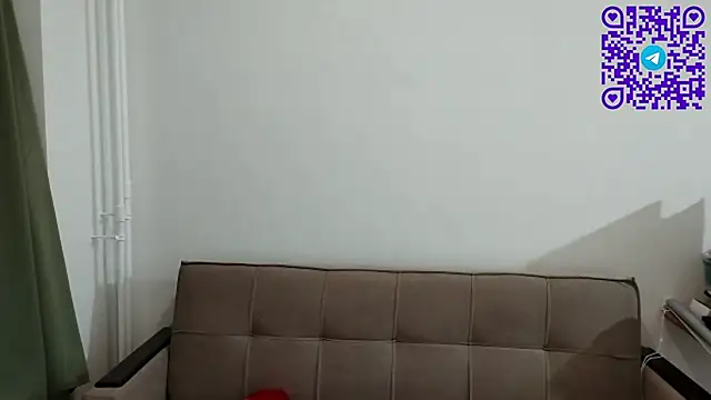 ArianeRandy online show from February 15, 2026, 5:01 pm