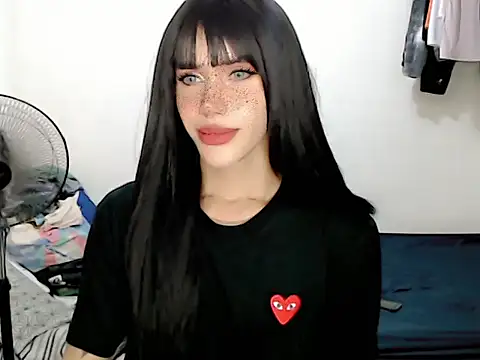 Snapshot of superhotbabe chatting on November 25, 2025, 3:34 pm superhotbabe online show from November 25, 2025, 3:34 pm