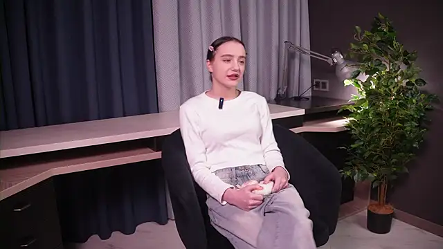 Snapshot of JesseGudgel chatting on November 30, 2025, 10:38 am JesseGudgel online show from November 30, 2025, 10:38 am