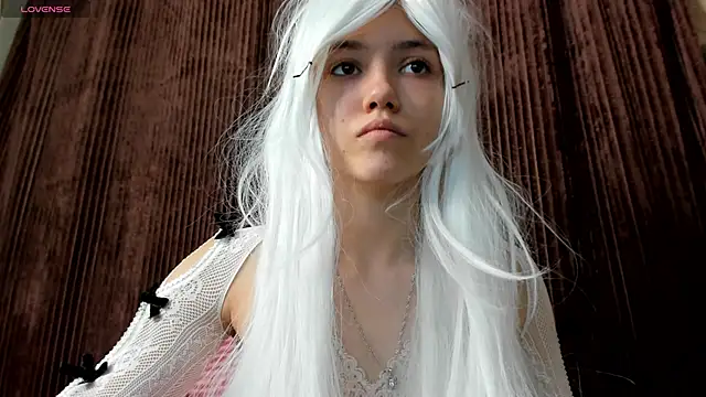 Snapshot of MissKotomissCat chatting on November 30, 2025, 4:52 pm MissKotomissCat online show from November 30, 2025, 4:52 pm