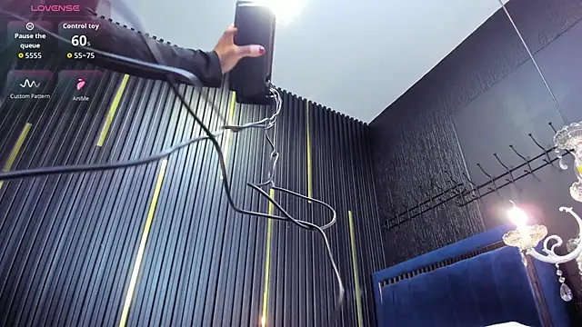 Snapshot of LolyYunno chatting on December 5, 2025, 3:38 am LolyYunno online show from December 5, 2025, 3:38 am