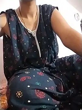 Snapshot of RASHMI_SHARMA9 chatting on May 17, 2026, 3:01 pm RASHMI SHARMA9 online show from May 17, 2026, 3:01 pm
