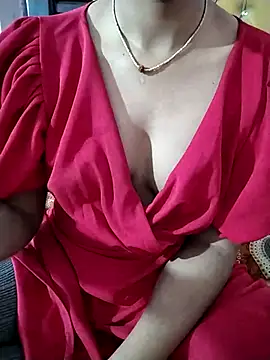 Snapshot of RASHMI_SHARMA9 chatting on January 9, 2026, 6:59 pm RASHMI SHARMA9 online show from January 9, 2026, 6:59 pm