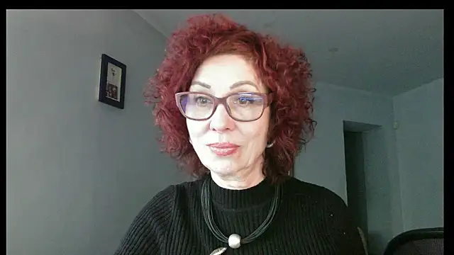 Kelly Flurr online show from May 1, 2026, 2:11 pm