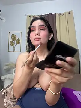 Snapshot of SofiaHarison chatting on December 16, 2025, 4:17 am SofiaHarison online show from December 16, 2025, 4:17 am