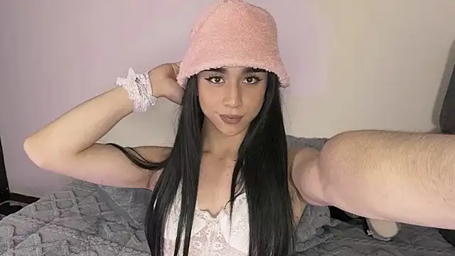 sophiie gonx online show from July 24, 2026, 7:26 am