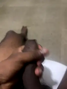 Snapshot of jare692001 chatting on December 1, 2025, 6:53 pm jare692001 online show from December 1, 2025, 6:53 pm