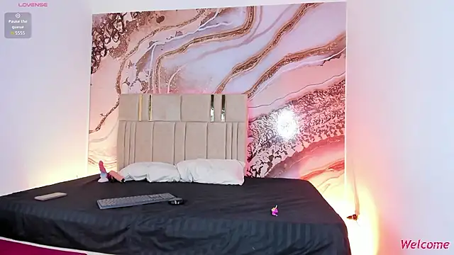 Snapshot of Anthonela_art chatting on February 9, 2026, 2:37 pm Anthonela art online show from February 9, 2026, 2:37 pm