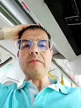 Fuegosutil online show from November 29, 2025, 3:45 pm