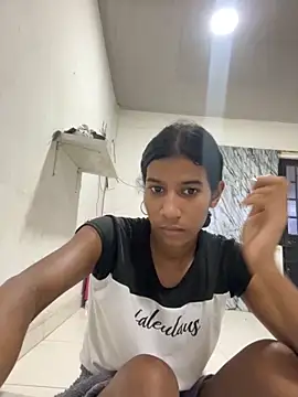 KattyAndDorian online show from November 28, 2025, 10:10 pm