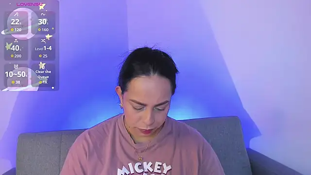 jimena chic1 online show from February 9, 2026, 6:39 pm