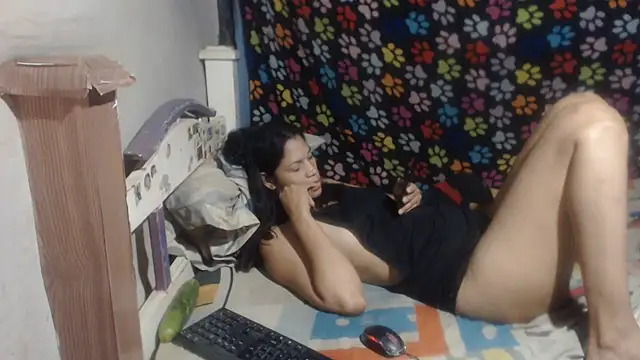 Snapshot of ELIZABET2- chatting on May 31, 2026, 12:05 am ELIZABET2- online show from May 31, 2026, 12:05 am