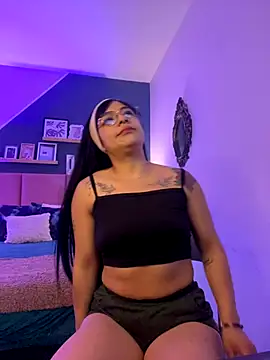 deep sky online show from November 30, 2025, 4:57 am