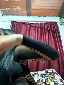 sofi11ruiz online show from January 13, 2026, 2:43 pm