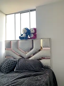 RedFox Golden online show from November 27, 2025, 11:10 am