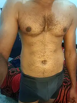 Snapshot of Amit22122 chatting on December 21, 2025, 2:35 am Amit22122 online show from December 21, 2025, 2:35 am