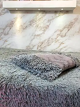 Dakota ferreti  online show from December 20, 2025, 3:09 am