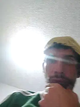 Snapshot of Surf_boy8 chatting on November 26, 2025, 6:24 am Surf boy8 online show from November 26, 2025, 6:24 am