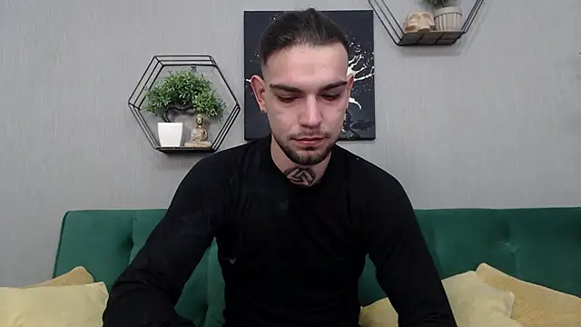 KaneHunter online show from January 8, 2026, 11:44 pm