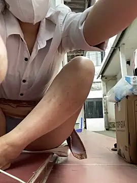 Snapshot of rose2111 chatting on February 1, 2026, 2:54 am rose2111 online show from February 1, 2026, 2:54 am