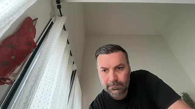 coolsmith81 online show from May 20, 2026, 6:54 am