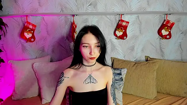 Snapshot of Ellen_Hops chatting on January 12, 2026, 9:05 am Ellen Hops online show from January 12, 2026, 9:05 am