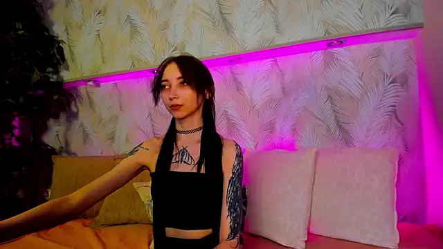 Ellen Hops online show from March 27, 2026, 9:21 am