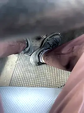 Snapshot of ratemydickbabe chatting on November 28, 2025, 8:47 am ratemydickbabe online show from November 28, 2025, 8:47 am