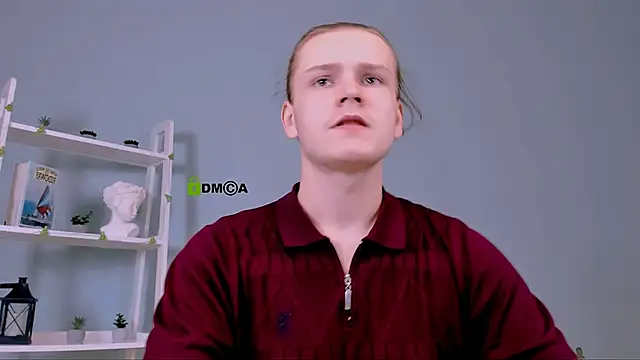 Snapshot of leo_void chatting on December 15, 2025, 8:03 pm leo void online show from December 15, 2025, 8:03 pm