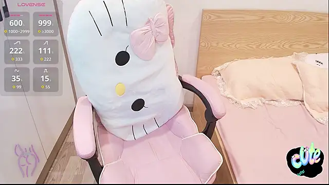 Jii-Soo online show from November 30, 2025, 2:23 am