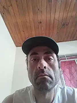 Snapshot of errfgggftr chatting on May 13, 2026, 2:24 pm errfgggftr online show from May 13, 2026, 2:24 pm