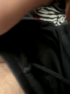 Snapshot of your_playboy_00 chatting on December 18, 2025, 7:40 pm your playboy 00 online show from December 18, 2025, 7:40 pm