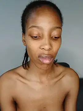 Snapshot of MsParisSmith chatting on December 5, 2025, 8:02 am MsParisSmith online show from December 5, 2025, 8:02 am