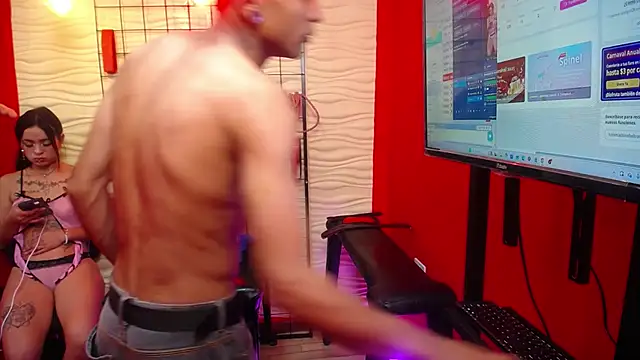 Isa n Jack online show from December 19, 2025, 3:32 am