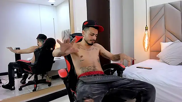 MatthewCullen online show from April 6, 2026, 7:37 pm